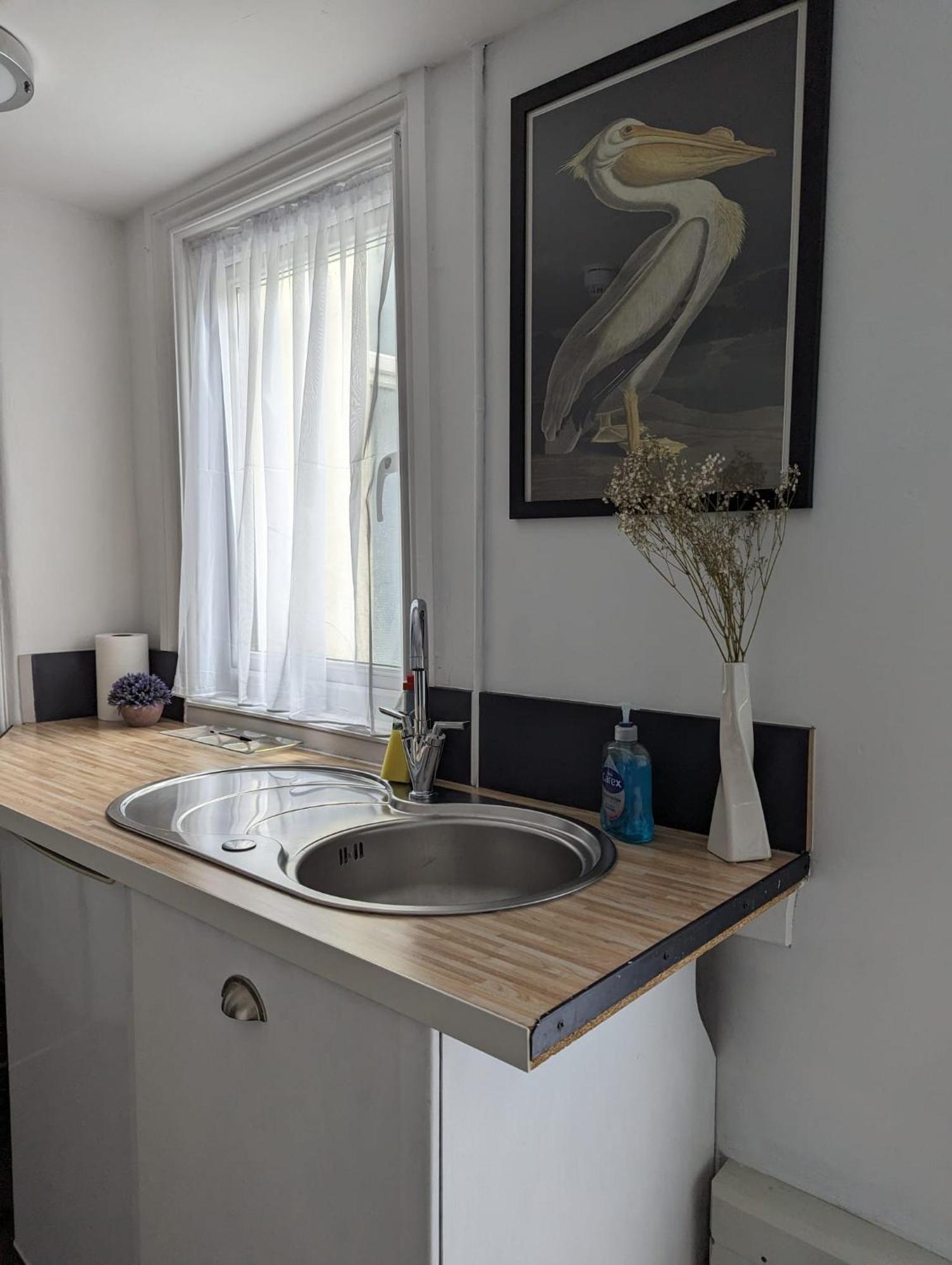 Salt Life Hideaway Apartment Brighton Екстериор снимка